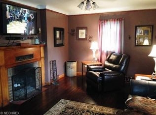 817 Sandusky St, Conneaut, OH 44030