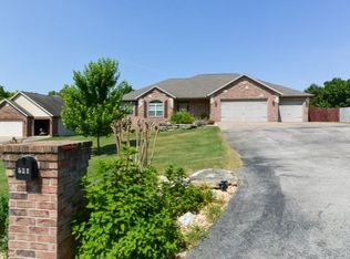 521 Hummingbird Hills Ln, Branson, MO 65616