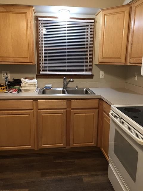 2nd image of 41114 Belvidere St