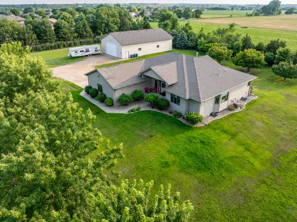 24939 407th Ave, Mitchell, SD 57301