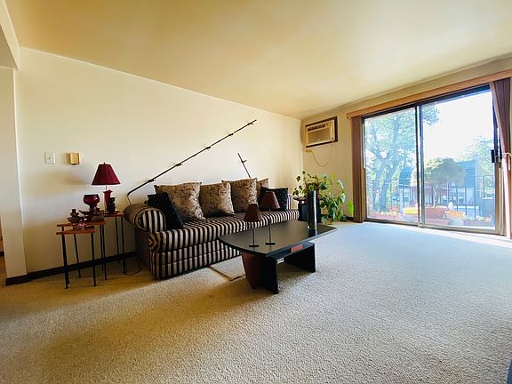 3rd image of 2218 N Newland Ave APT 303