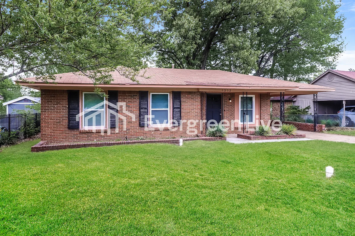 Building Photo - 4302 Almo Ave