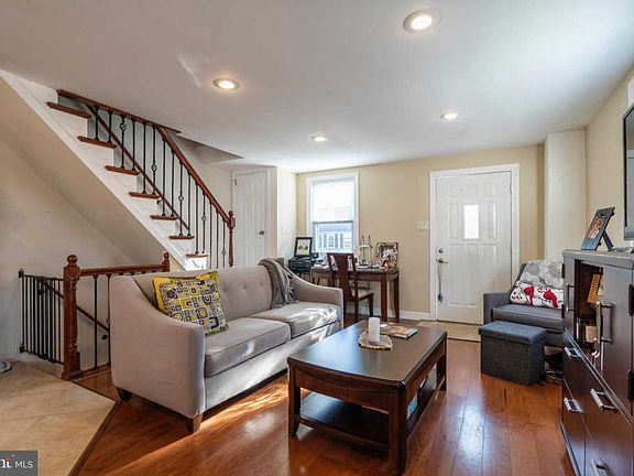 3rd image of 513 Anderson Ave