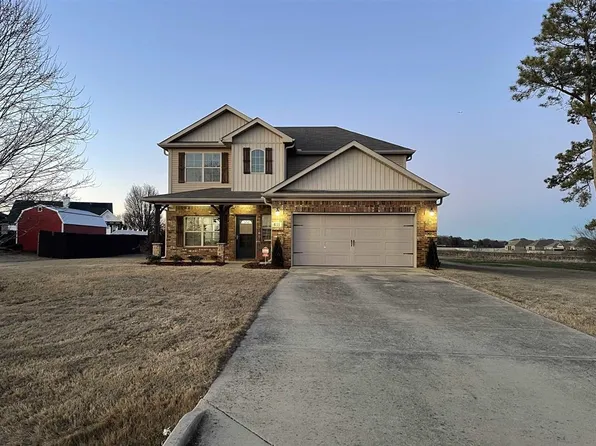 411 Walker Ln, Hazel Green, AL 35750