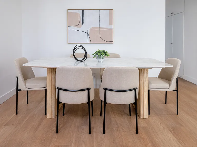 1546 S Hayworth Ave #4 — Photo 4