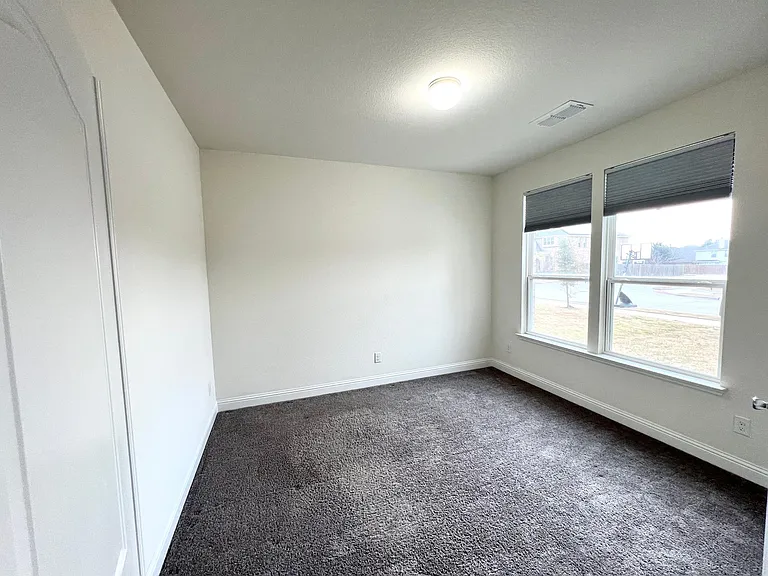 644 Fox View Dr — Photo 15
