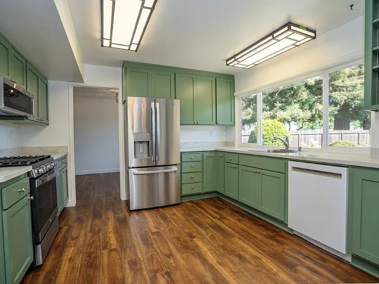 1512 Mosswood Dr — Photo 6