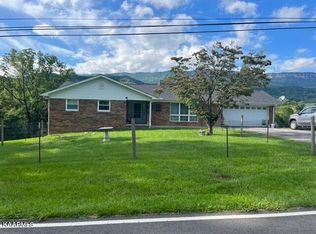 465 Dr Thomas Walker Rd, Ewing, VA 24248
