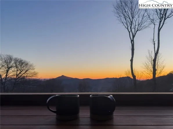 102 Sugar Ski Drive #215, Sugar Mountain, NC 28604