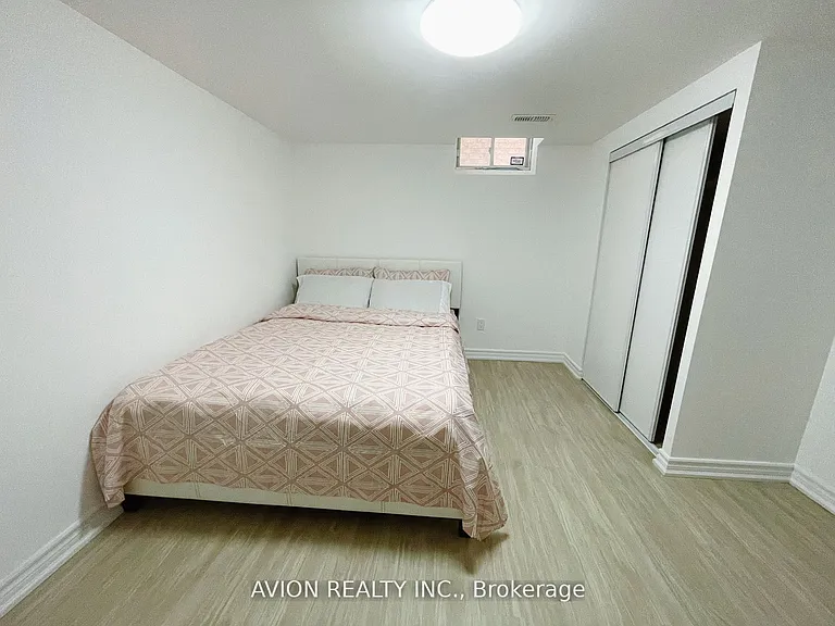 56 Golden Oak Ave #BASEMENT — Photo 7