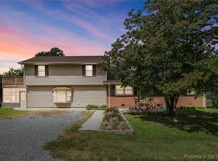 114 Copeland Ln, Yorktown, VA 23692