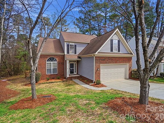 3rd image of 7711 Taymouth Ln