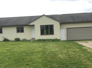 11201 Lahring Rd, Byron, MI 48418