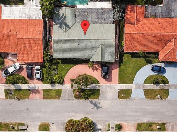 3rd image of 13108 SW 3rd St