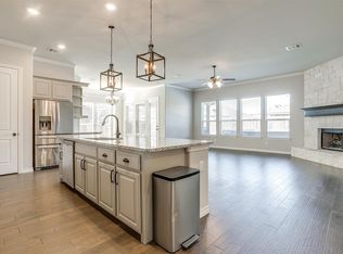 240 Old Wichita Trl, Saginaw, TX 76131