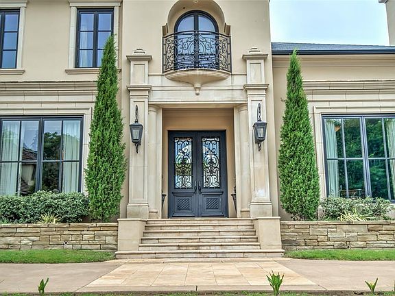 4th image of 5701 Mistletoe Ct
