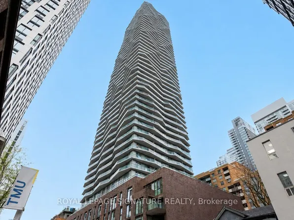 100 Dalhousie St #315, Toronto, ON M5B 0C7