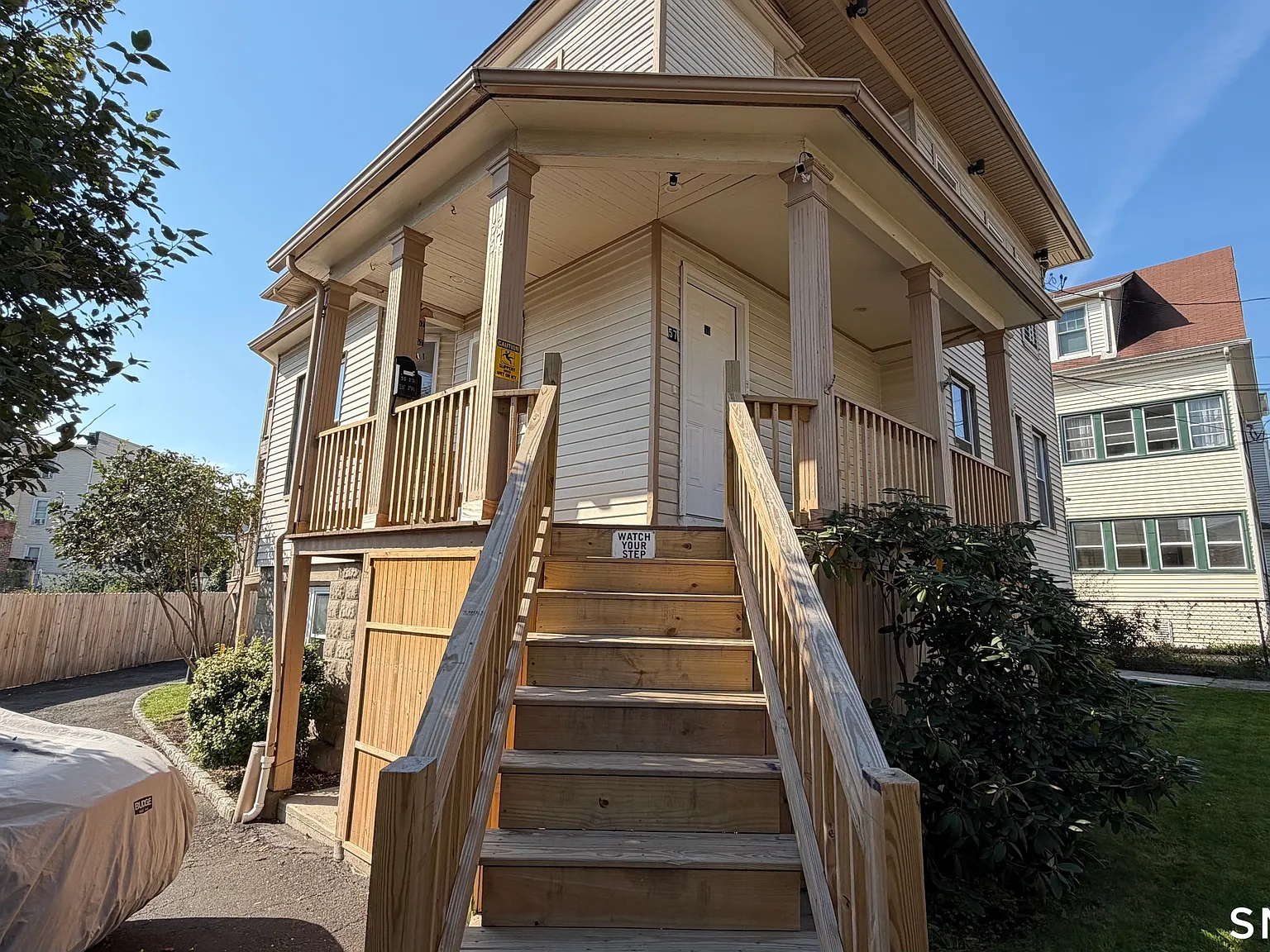 3 bed, 1.0 bath, 1200 sqft, $2,500 — Photo 4