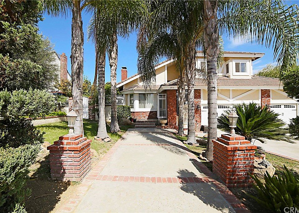 2nd image of 2016 Scenic Ridge Dr