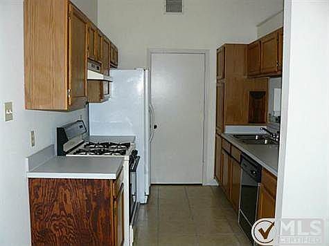 5th image of 11800 James Dr