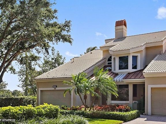 3rd image of 310 Spyglass Way