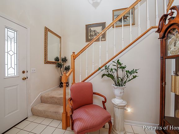 5th image of 65 Kenilworth Ave
