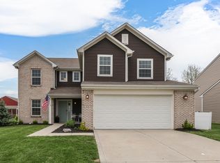 814 Cherry Tree Ln, Greenwood, IN 46143