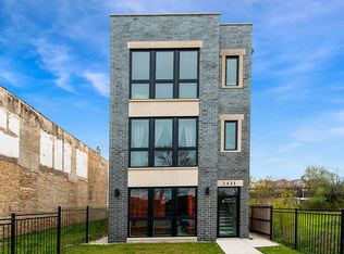 2431 W Congress Pkwy #1, Chicago, IL 60612