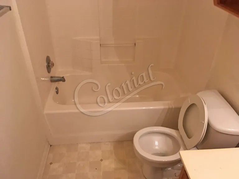 4604 Bowles Dr — Photo 7