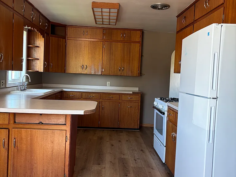 1800 Minnesota Ct NW — Photo 3