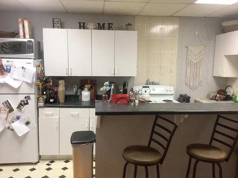 1909 Chestnut St #2 — Photo 1