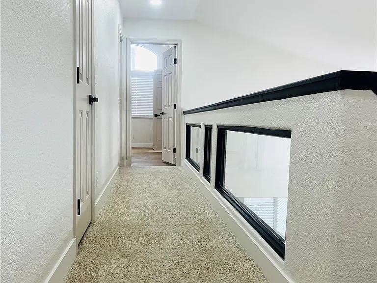 7837 Millhopper Ave — Photo 19