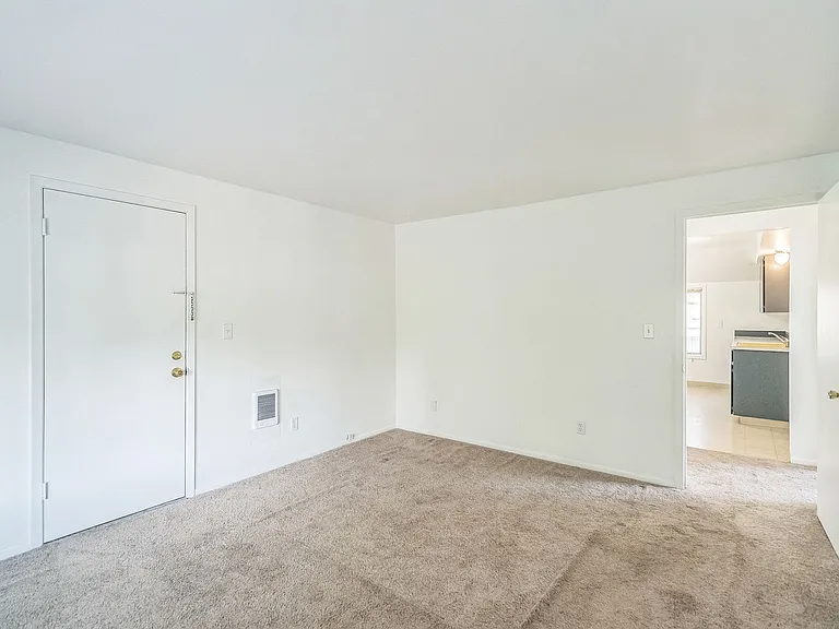 1907 23rd Ave #6 — Photo 13