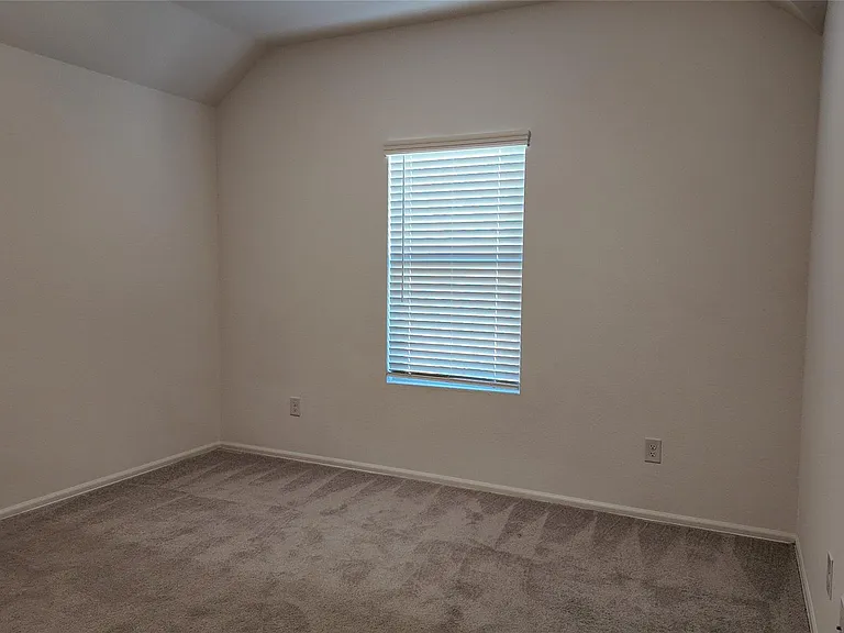 7518 Angels Landing Ln — Photo 12