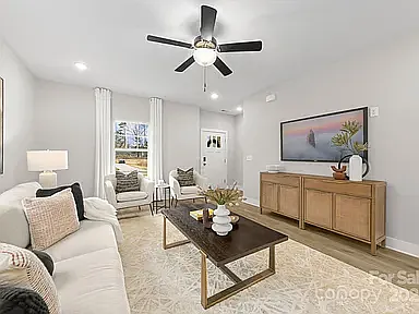 4 bed, 2.5 bath, 2539 sqft, $3,195 — Photo 4