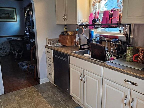 5th image of 3448 Risher Rd