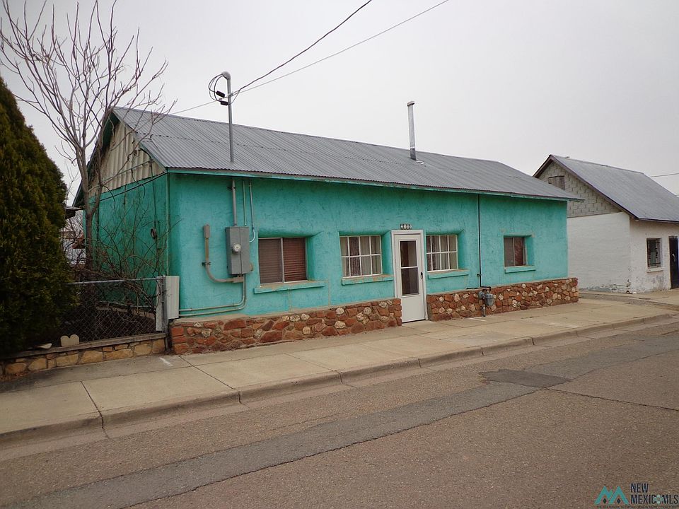 1st image of 1304 Chavez St