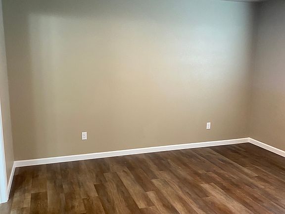 5th image of 634 Hansen St SE #A