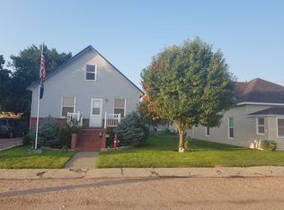 306 E 1st St, Hershey, NE 69143