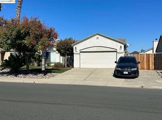 1316 Walnut Meadows Dr, Oakley, CA 94561