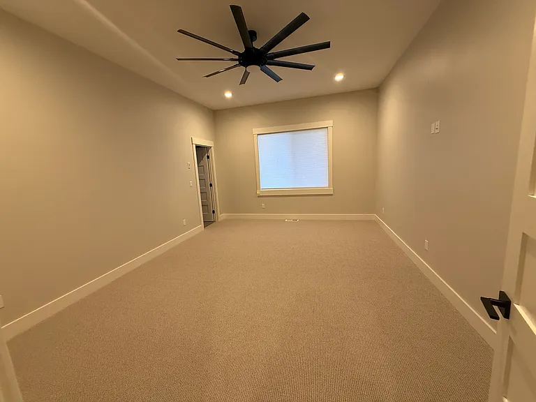 4518 Maple Ave — Photo 28