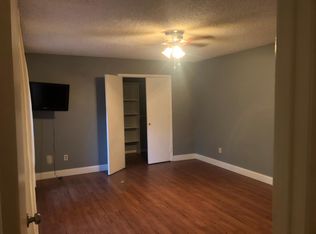 2216 Jamestown Ln, Carrollton, TX 75006
