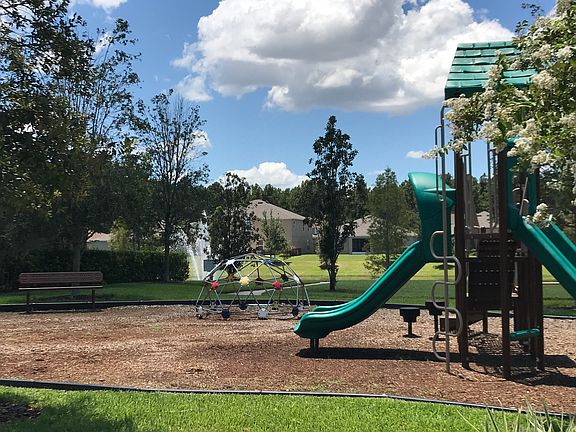 5th image of 1129 Vinsetta Cir