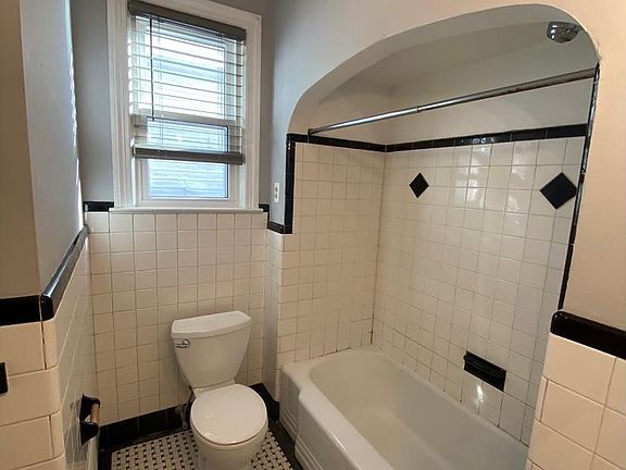 3rd image of 41 Manning Blvd #2F