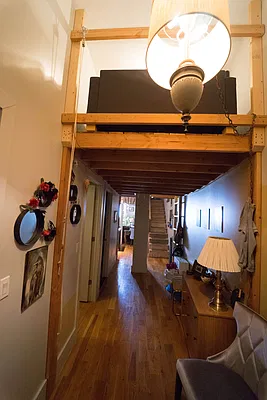 Rented by Manhattan Management LLC | media 35