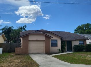 1027 County Road 90, Palm Harbor, FL 34684