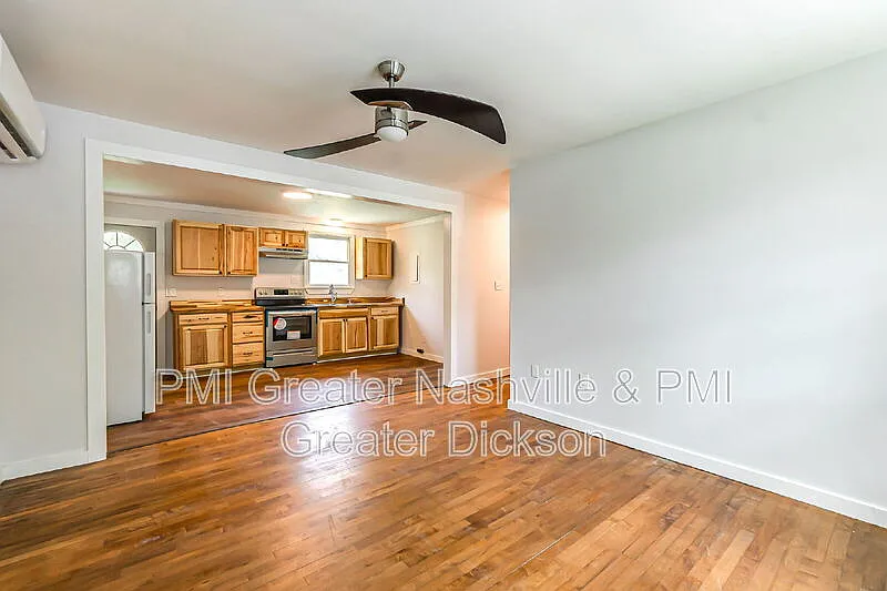 1 bed, 1.0 bath, 625 sqft, $1,000 — Photo 2