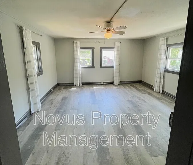107 Parson St #B — Photo 12