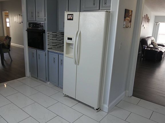 5th image of 9918 Cypress Lakes Dr #297