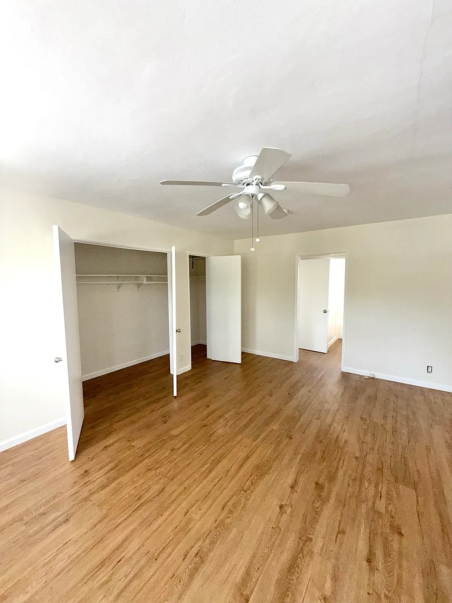 Building Photo - 1638 N Niagara St #1638